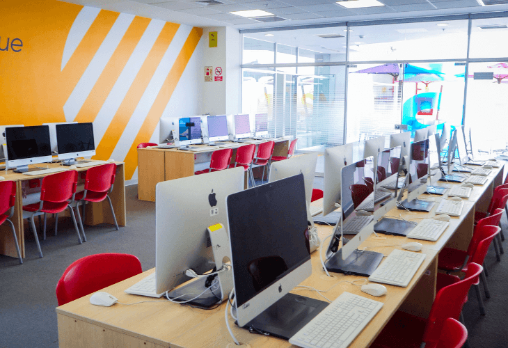 Estudiar carreras cretivas en TLS Arequipa