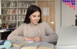 Se puede estudiar y trabajar al mismo tiempo