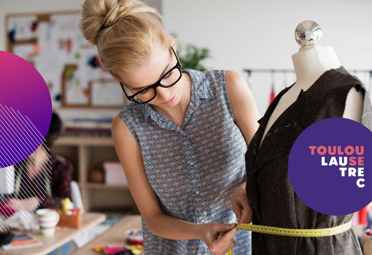 mujer diseñadora moda